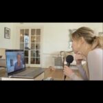 Kate Hudson Instagram - This weeks episode of @siblingrevelry, with @danbuettner on the secret to longevity, is out now! Tune in to hear about Blue Zones, where people live the longest and why, how to reduce stress and the importance of social interaction!! Link in bio 🎙