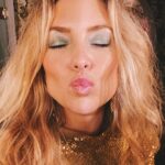 Kate Hudson Instagram - Thank you for all the incredible birthday love ❤️ My heart is filled and ready to party 🎉🥳🍾