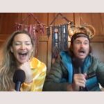 Kate Hudson Instagram - Season 3 of @siblingrevelry is finally here! Oliver and I got to sit down with @jennabhager and Barbara Bush for a fun conversation about everything from their shared perspective as twins to ghost stories from the White House. Available now wherever you listen to podcasts!! Link in bio 🎙