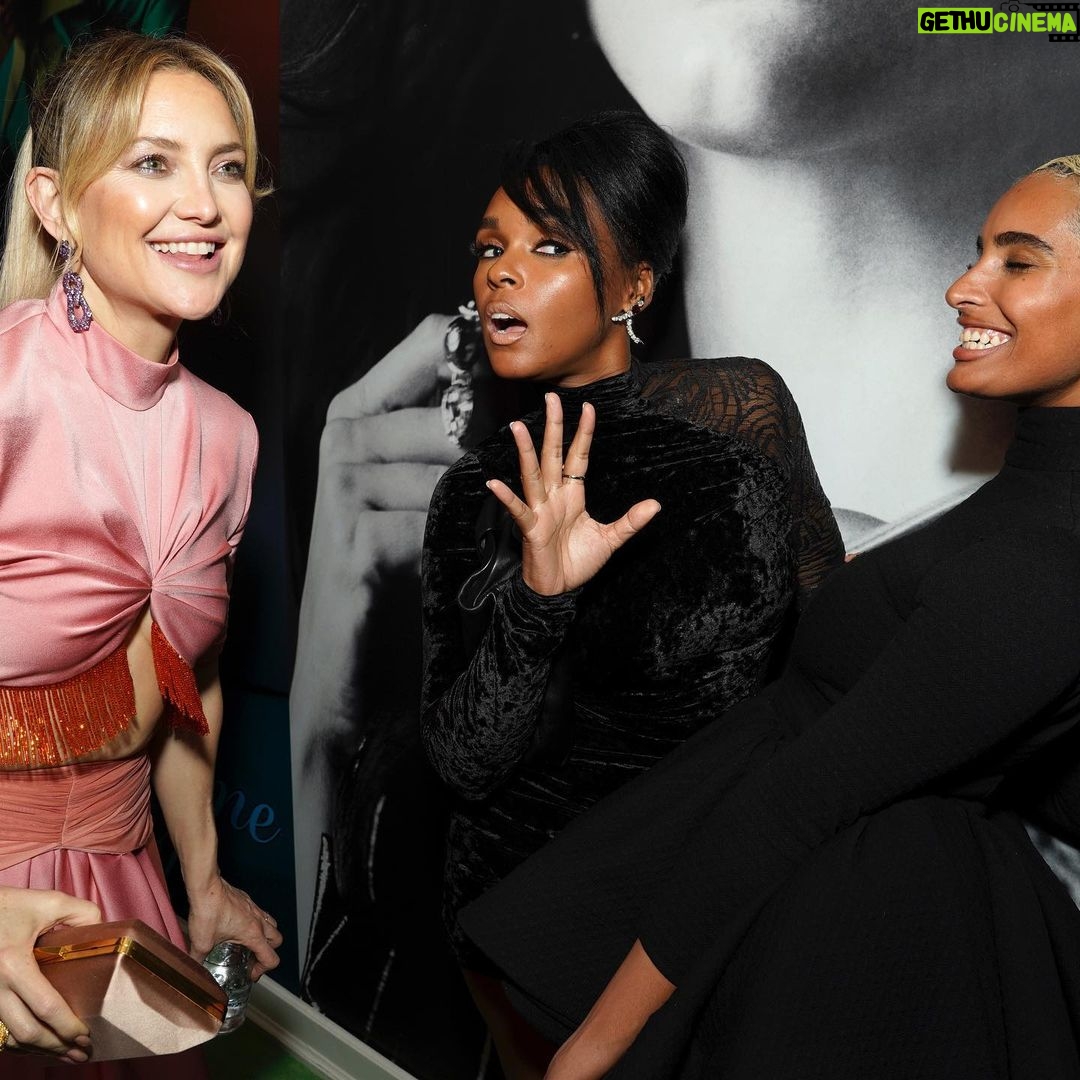 Kate Hudson Instagram - Girls night ✨Always fun ✨ @wmag party #bestperformances