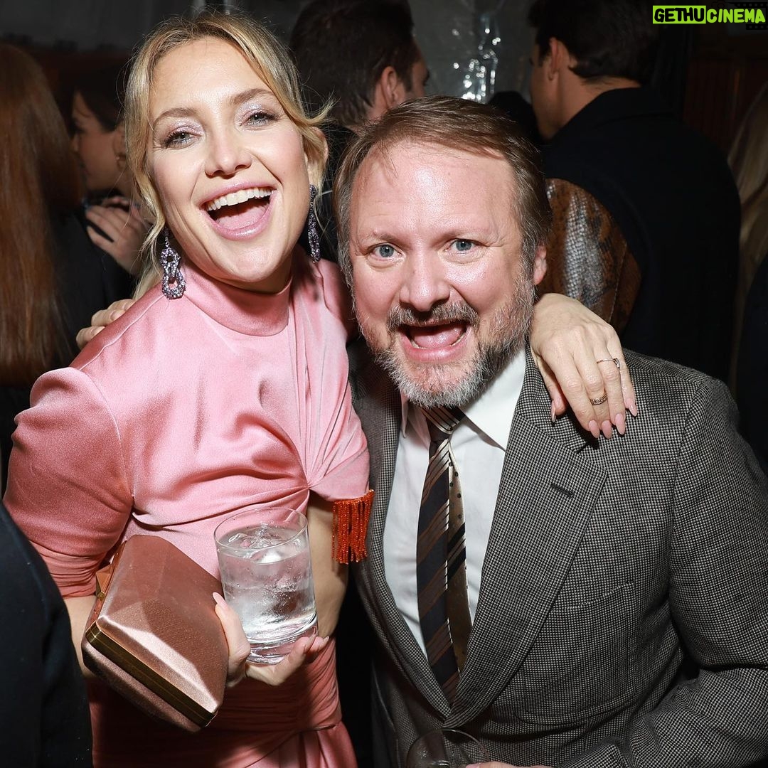 Kate Hudson Instagram - Girls night ✨Always fun ✨ @wmag party #bestperformances