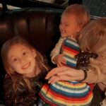 Kate Hudson Instagram - Lately… love is buzzing 💓