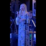 Kate Hudson Instagram - Well, on the eve of a new year I say bring on 2024! I vow to sing and play and love and sing and love some more! 🎶 Life is too short to not lean in to the things you love. Art art and more art. Entertainment and places and outlets we can lose ourselves in. We need it and I’m here for it. So here’s to looking forward and not backward. Love you all and hope you join me on this adventure cause a winds a blowing and I’m going with it ❤️ HAPPY NEW YEARS EVE! Please be safe and loving to all 💫 (thank you @hoteljeromeauberge for a Bad Harriet evening that was an absolute blast. To be in my hometown and have a first fun and joyous gig was dreamy)