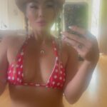 Kate Maxx Instagram – Felt cute. But also felt obnoxious 😛 🤠 Slutsquatch
