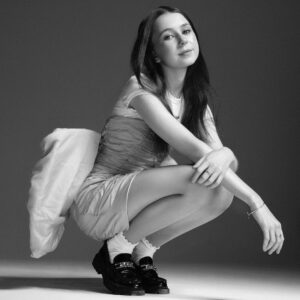 Katelyn Rose Downey Instagram - 📸💕 #MAKEITROTATE @rotatebirgerchristensen 

My favourite pics of a fun shoot 
@evndoherty 
@fionafaganstylist 
@danielle_mahon_makeup_artist_