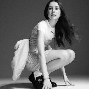 Katelyn Rose Downey Instagram - 📸💕 #MAKEITROTATE @rotatebirgerchristensen 

My favourite pics of a fun shoot 
@evndoherty 
@fionafaganstylist 
@danielle_mahon_makeup_artist_
