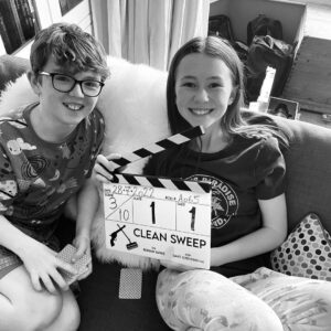 Katelyn Rose Downey Instagram - @charlenemckenna @rhys.mannion @aidanthemagician thank you for being my family, on and off screen!🤍🫶🏻

(Last picture is our family dog Nymeria smiling for the picture and it’s the cutest thing ever🥹🐾) #CleanSweep