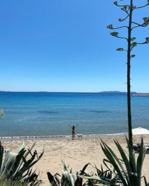 Katerina Lehou Instagram - Ναι υπάρχει παράδεισος.... αρκεί να ψάξεις να τον βρεις....
#summer #paradise #acanthaboutiquehotel