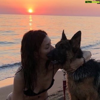 Katerina Lehou - 3.6K Likes - Ηλιοβασίλεμα....