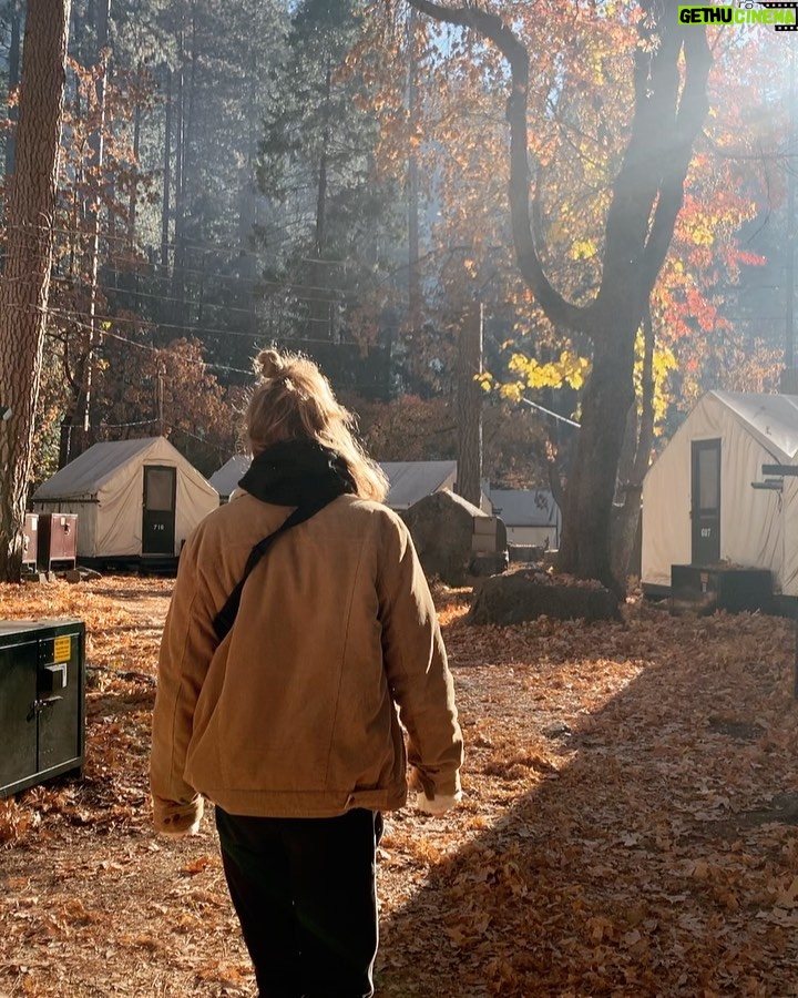 Katherine Hughes Instagram - Yosemite backsides 🌲🍂 Yosemite National Park