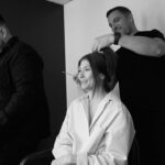 Katherine Levac Instagram - Tout le monde me parle de mes looks mais je n’ai rien fait d’autre que d’obéir à ces personnes de grande qualité : @sabrinadeslauriers la styliste et amie rêvée, je me trouve belle et cool à ses côtés. @alexandre.bergeron grâce à qui j’ai des bijoux d’animaux et de vagins, mes deux choses préférées. @etiberger toujours là, coke diet en main, autant dans le pré que pour les galas. @daviddamours aussi doux pour les cheveux que pour le coeur. Toujours des photos d’ @alexisgr