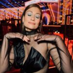 Katherine Levac Instagram - Très fière de ce garçon talentueux qui a tout regardé les films québécois cet automne au lieu d’écouter Gilmore Girls comme d’hab. Bravo mon ami, et bravo au cinéma d’ici !🩵