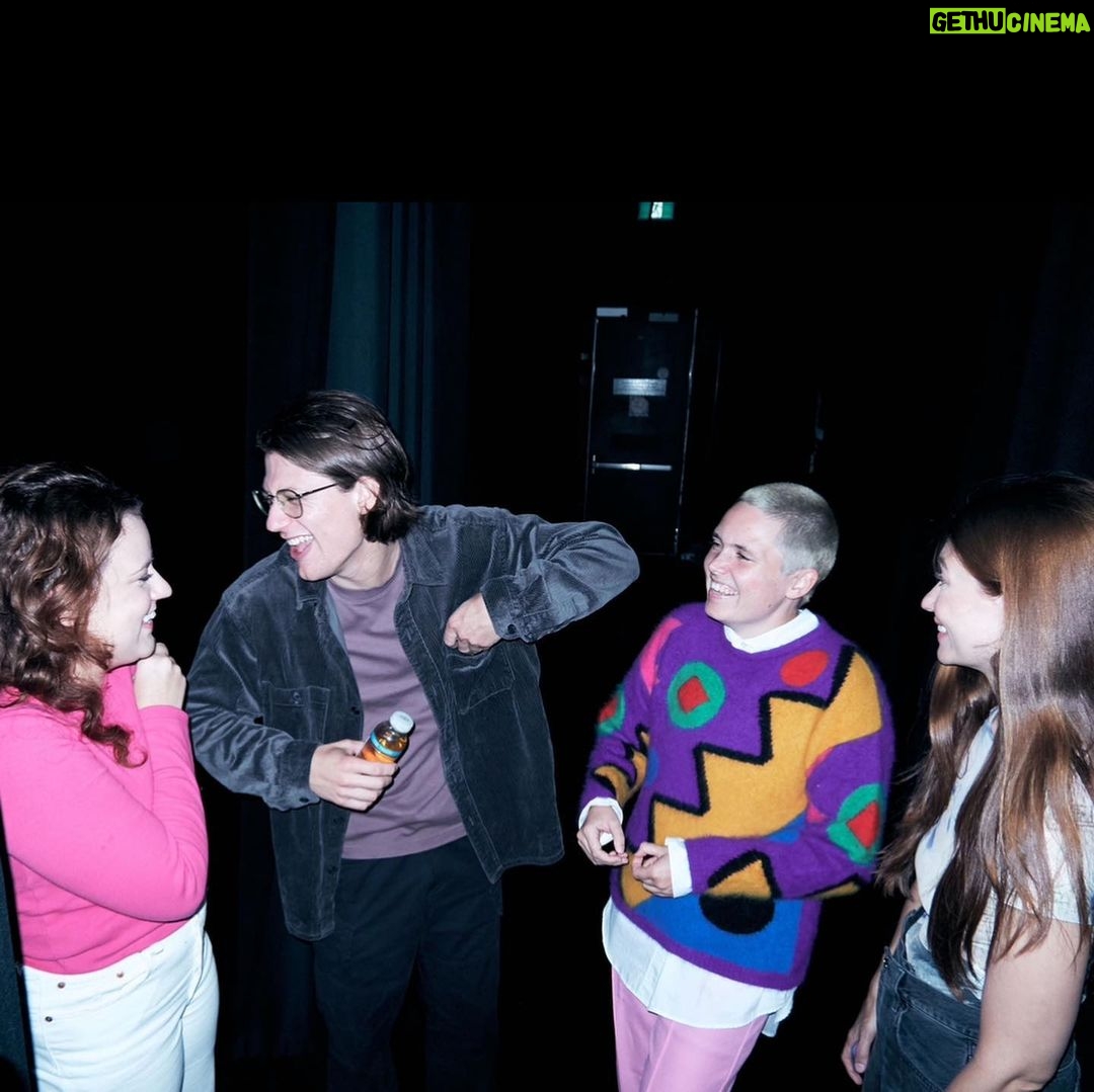 Katherine Levac Instagram - Des beaux moments de notre tournée d’humour.