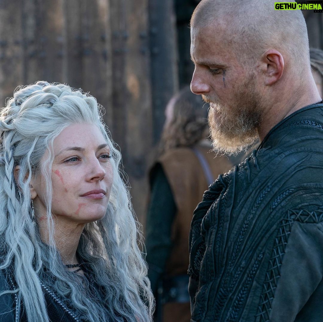 Katheryn Winnick Instagram - Tomorrow.. Vikings season premiere! What’s Lagertha’s fate?