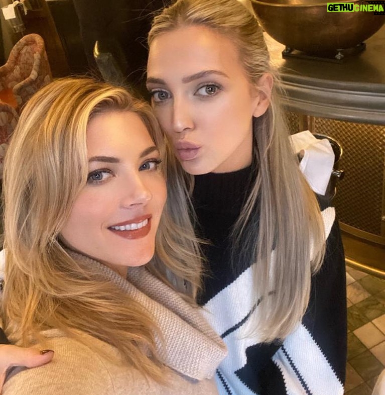 Katheryn Winnick Instagram - Vikings shieldmaiden reunion! 🤍⚔️ London,UK