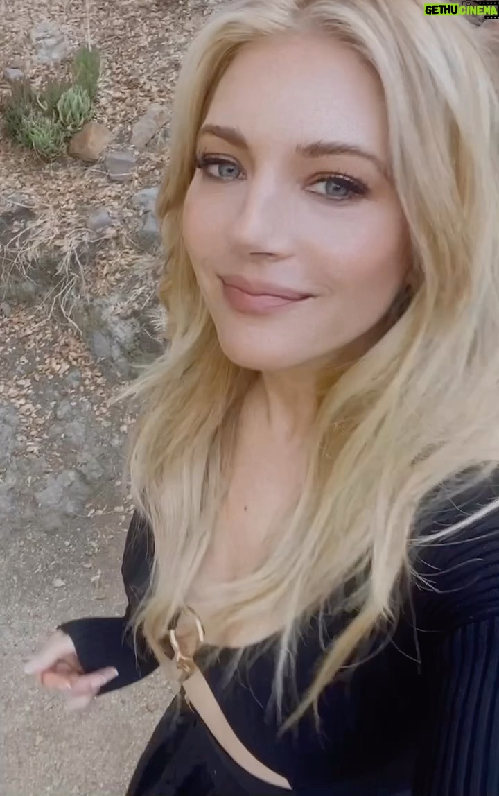 Katheryn Winnick - 463K Likes - Liverpool Comic Con I’m coming for you… Excited to meet you all! 🤍😘 - Limited tickets so make sure you get before they are sold out! - https://www.comicconventionliverpool.co.uk/