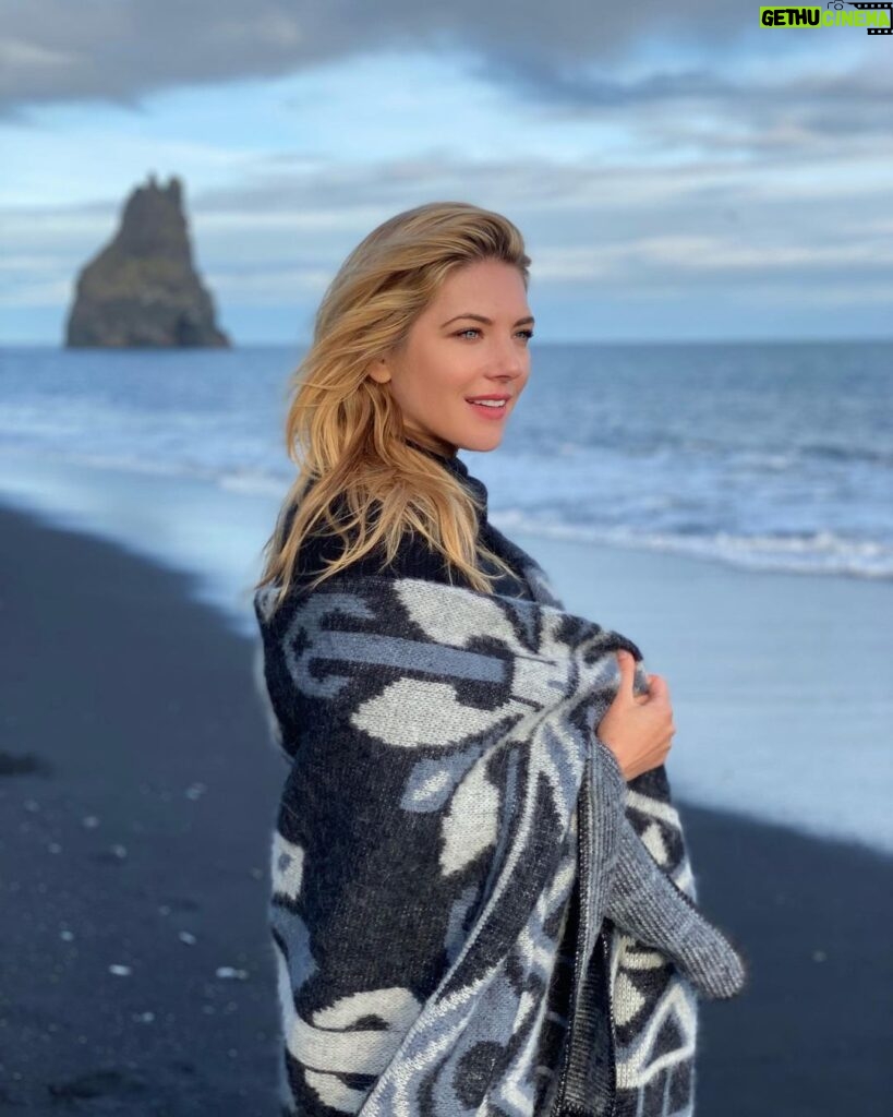 Katheryn Winnick Instagram - Wrapped up Iceland’s magic at the Black Sand Beach. 💫 Reynisfjara Black Sand Beach, Iceland