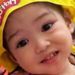 Kathryn Bernardo Instagram - Who's the cutest culprit who ate this chocolate?! 🧐 Clue: swipe left! 👀