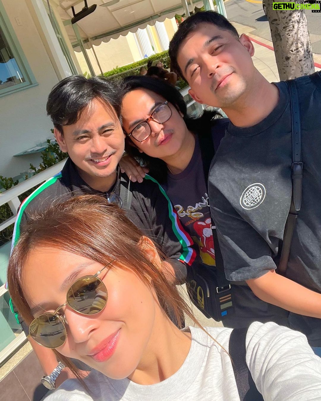 Kathryn Bernardo Instagram - I lob a great lobster sandwich 🦞 🫢