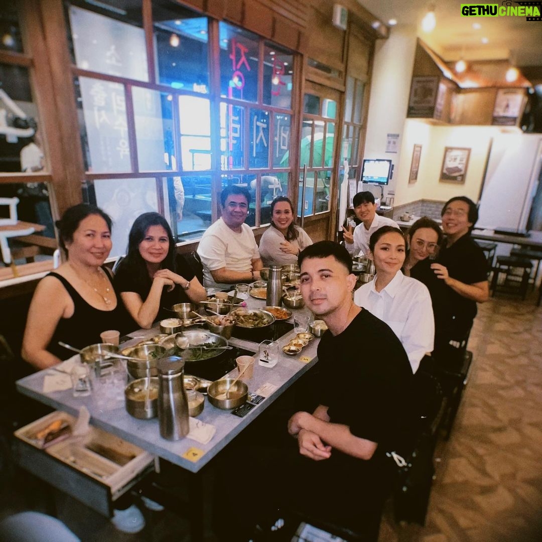Kathryn Bernardo Instagram - Hello from team PH 👋🏽