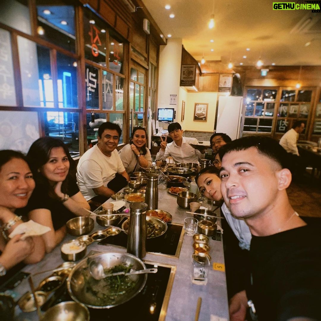 Kathryn Bernardo Instagram - Hello from team PH 👋🏽