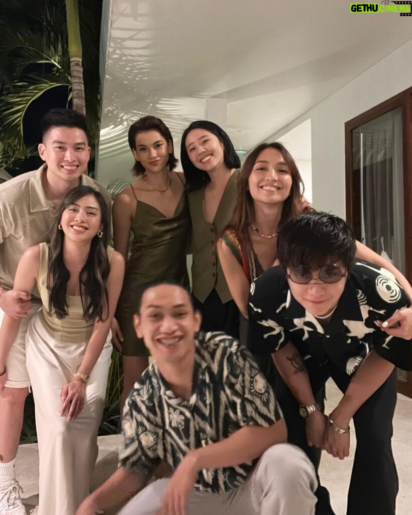 Kathryn Bernardo Instagram - Spent our last few days in Bali to celebrate @arisse's birthday! Bitin, but so glad we got to do this together. 😎 30 definitely looks good on you! (But maybe cut back on the afternoon naps and try not to yawn after every meal. Hahaha!) We love you, dsnts! 🥹