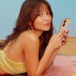Kathryn Bernardo Instagram - The Stylish Champion is finally here! 💛 To celebrate its arrival, I'll be giving away a realme C55 to one lucky winner! Here's how to join: 1. Like this post. 2. Follow @realmePhilippines on Instagram. 3. Comment on the first pinned post of @realmePhilippines with 3 emojis that represent a “Stylish Champion” and tag 3 of your friends, then don't forget to use the hashtags #realmeC55 #TheStylishChampion #DoTheCapsule 😊
