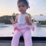 Kathryn Bernardo Instagram - Happy Easter, from our little bunnies! 🥰🐰