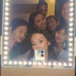 Kathryn Bernardo Instagram - Team AVGG making shoot days more fun! Thanks to these ghorls for keeping me company + so much more! 🤭 ily all! #AVeryGoodGirl 👼🏼