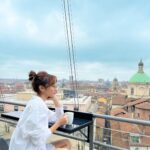 Kathryn Bernardo Instagram - Never feel guilty about rewarding yourself with the chance to travel and explore the world. ✈️ Just like my coffee, dapat guilt-free— #SanMigSugarFree 💯 @sanmigcoffeeph