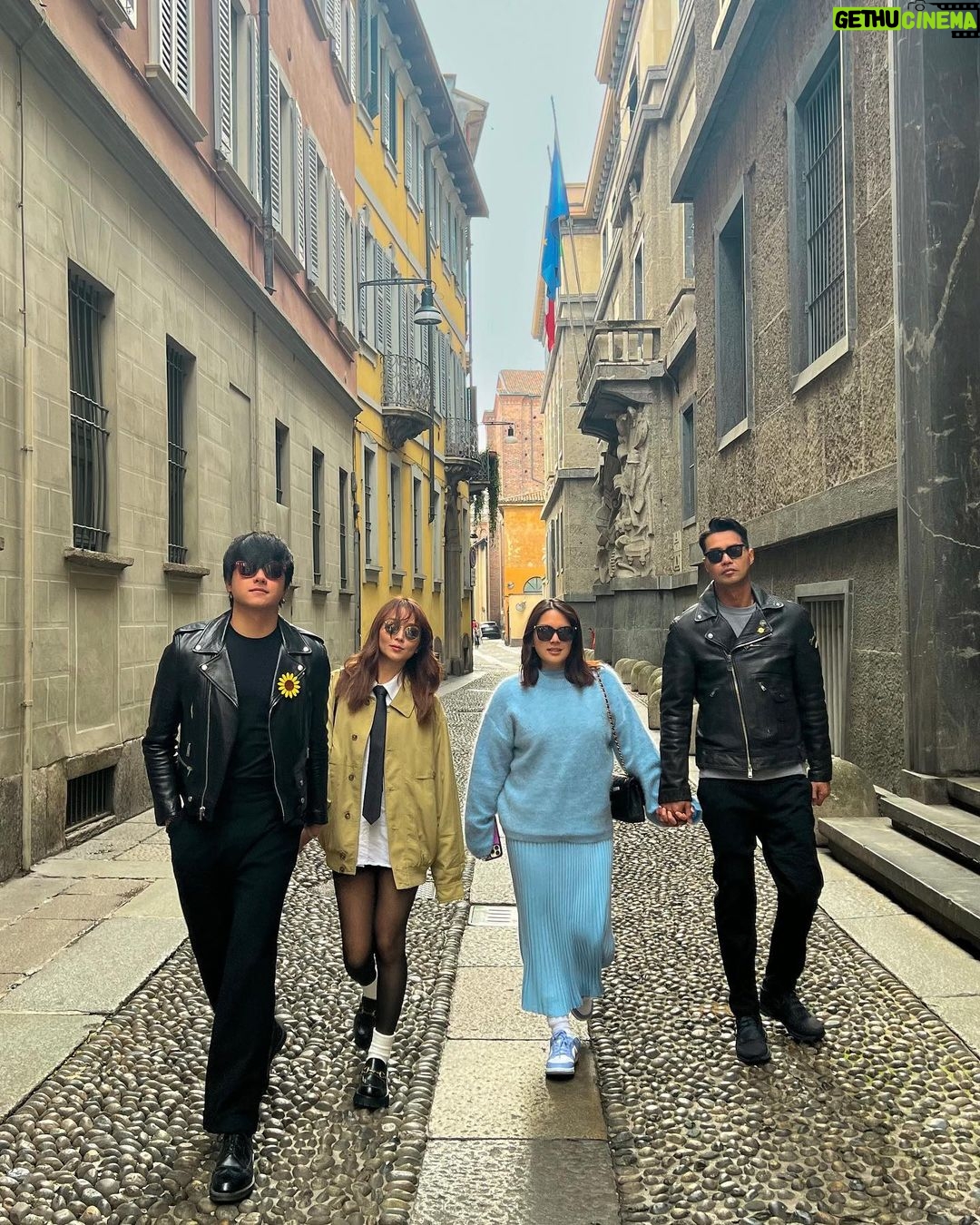 Kathryn Bernardo Instagram - 4 the road 🚏 Milan, Italy