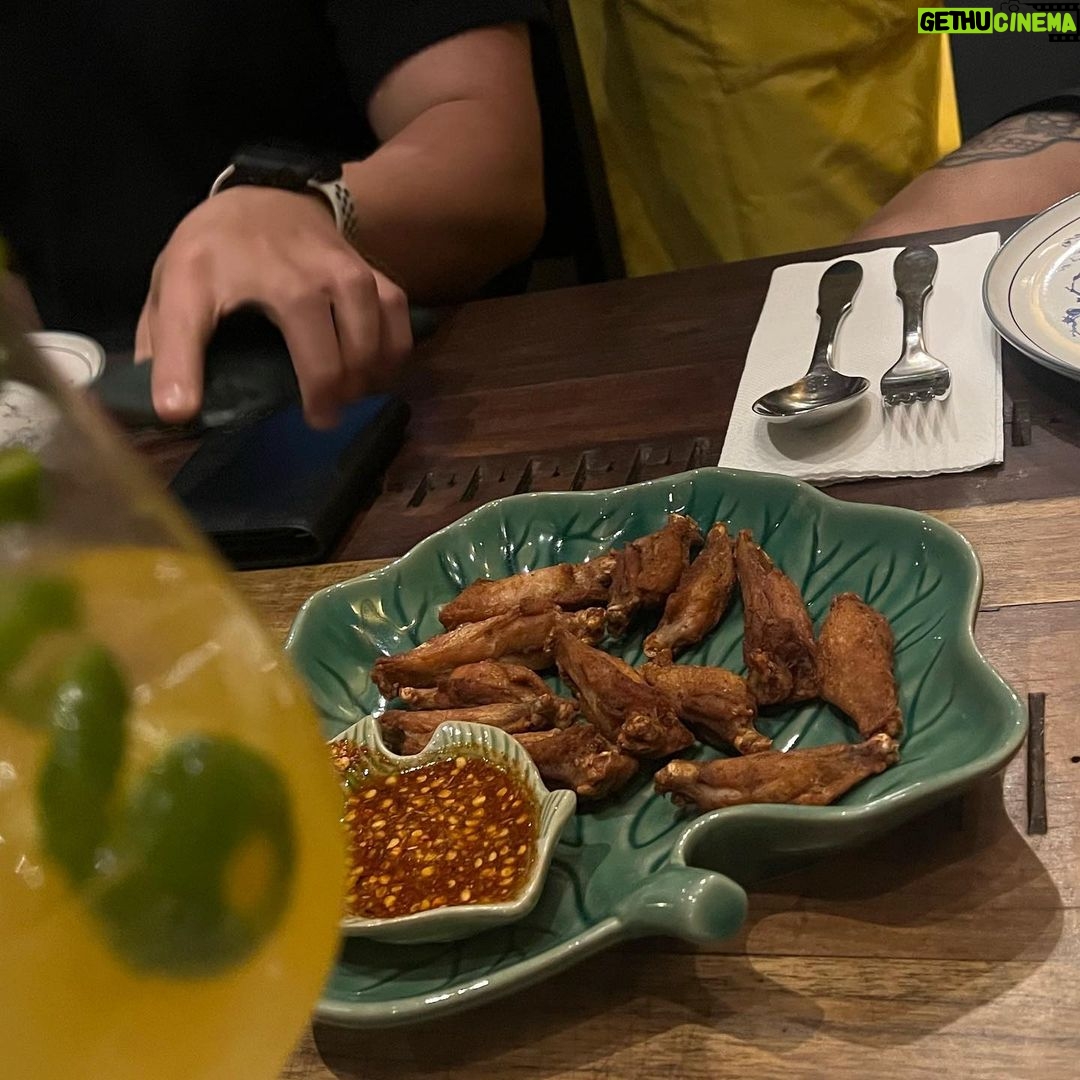 Kathryn Bernardo Instagram - ðŸ’🥲🥲🥲 BKK Thailand