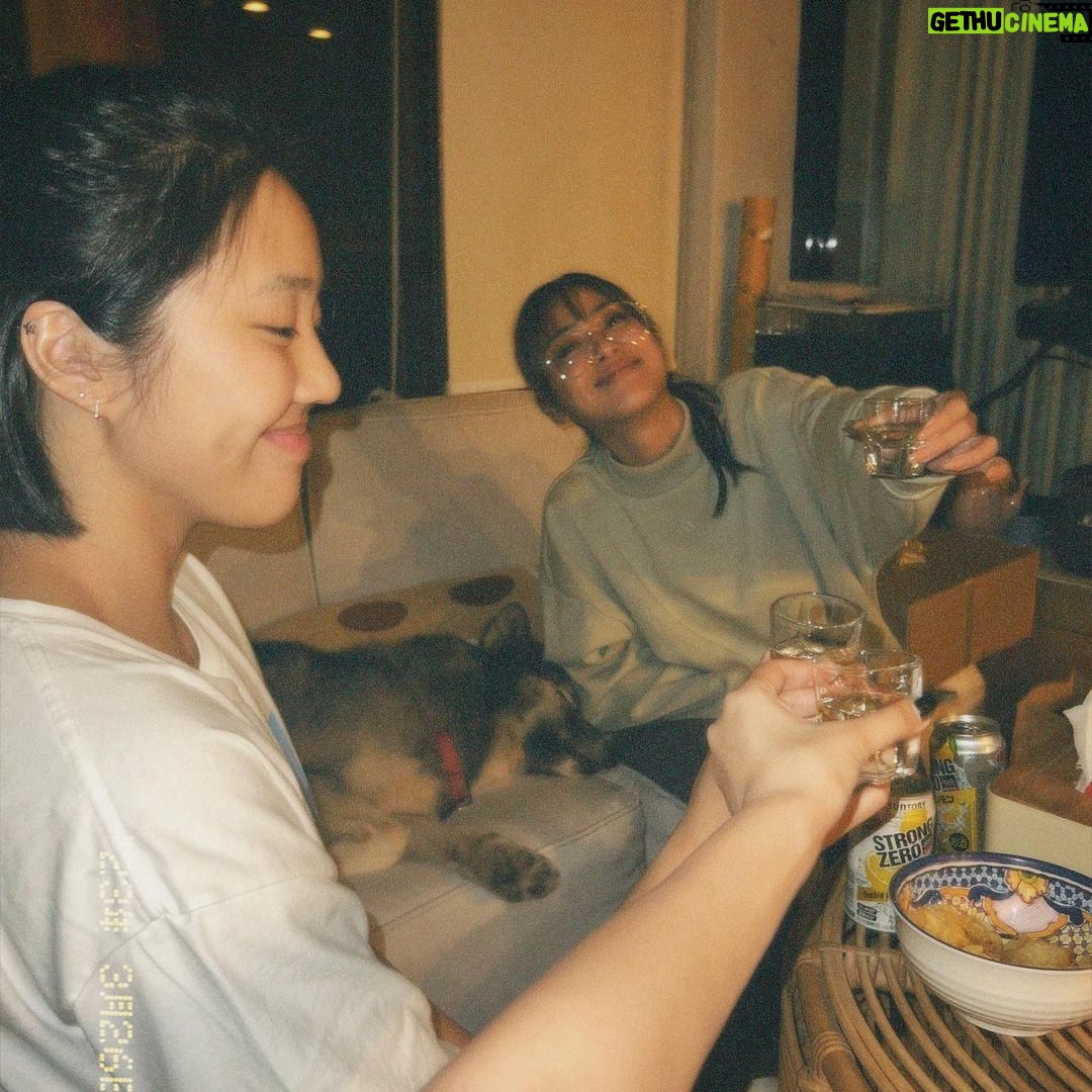 Kathryn Bernardo Instagram - I requested for a low-key birthday celebration this year (thank you for listening @bernardomin 😋) . No birthday shoots, no big party, no reason to get glammed up—just me and the people that mean the world to me. Couldn’t have asked for a better way to welcome my 27th. My heart is so full. And to everyone who made time to greet me on my special day, I am overwhemed by all your love. Thank you. 🥺 Sending my warmest hug to each and everyone of you! Last slide: first glam selfie as 27 😋 hahaha