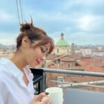 Kathryn Bernardo Instagram - Never feel guilty about rewarding yourself with the chance to travel and explore the world. ✈️ Just like my coffee, dapat guilt-free— #SanMigSugarFree 💯 @sanmigcoffeeph