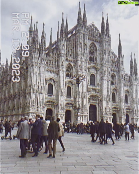 Kathryn Bernardo Instagram - ILY JV! Milan, Italy