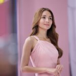Kathryn Bernardo Instagram - When it comes to self-care, my choice is clear: @pondsph Bright Miracle Serum! Developed by the Pond’s Skin Institute, every pat brings me closer to skincare miracles. 🌷💞