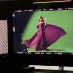 Kathryn Bernardo Instagram - Happy 11th birthday, Lazada! In celebration, you better get ready for another epic sale! 🎂 But before that, here's a look at the TVC we shot last December. Had an amazing time shooting this campaign! (Swipe for BTS snaps!) 🚁 Thank you and advanced happy birthday to us, @lazadaph fam! 🎈