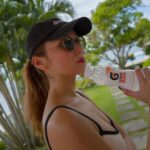Kathryn Bernardo Instagram - Note to self: Sweat. Smile. Hydrate. Focusing on achieving my fitness goals this year with @gatorade! 💪🏼 #GatoradeFuelsYouForward