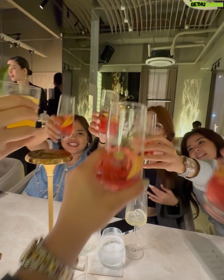 Kathryn Bernardo Instagram - Thank you @taupedining for this unforgettable dinner! Still thinking about that 10-course tasting menu paired with the perfect cocktailsā¦š¤ Worth all the calories! Congratulations, @cheffrancistolentino, @flores__francis , @mike_carandang & @rambonunez! š„