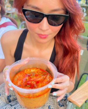 Kathryn Bernardo Instagram - Sharing a quick recap of all the bowls of tomyum that kept me busy during this trip... because why not?! 😸🤓