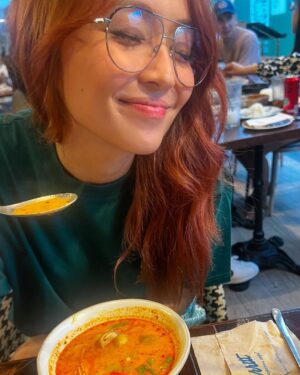 Kathryn Bernardo Instagram - Sharing a quick recap of all the bowls of tomyum that kept me busy during this trip... because why not?! 😸🤓