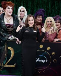 Kathy Najimy Instagram - Here we go again witches! Buckle up. #sandersonsisters #hocuspocus2 @disneyplus