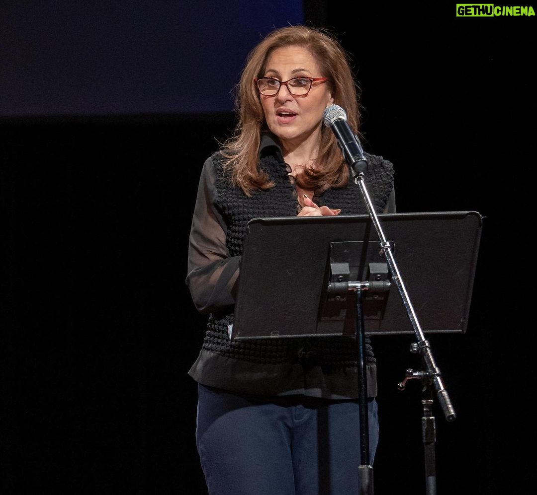 Kathy Najimy Instagram - Love to our @mymomentbook team @chelywright @kchenoweth @reallindaperry and @lulu_blitzer Speakers and performers included: @gloriasteinem @chelywright @jesposito @rabiasquared2 @brooke_baldwin @_travelhops @itsafronomics We are so moved to have worked on this powerful book with these amazing 106 womxn: including @therealdebramessing @gloriasteinem @carmenlobue @jesposito @mona__yuki @zosiamamet @lenawaithe @mandanadayani @megsstalter @tonyapinkins @realmichellehurd @tinatchen @rickilake @cynthiaerivo Symphony Space