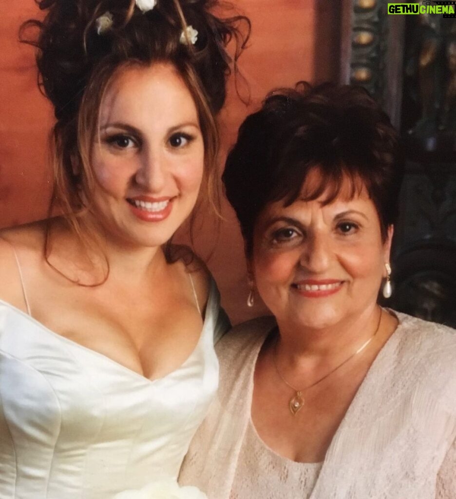 Kathy Najimy Instagram - I know many folks think they had the best mom in the universe… But. Samia Massery Najimy was the smartest, funniest, warmest, most supportive, prettiest, best cook, kindest, most patient, positive, hilarious person ever.