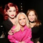 Kathy Najimy Instagram - The 3 of us @thejinkx @kchenoweth and I, After one of the best performances of Chicago on Bdway ever seen (& I’ve seen many) the two extraordinary wimxn leads - brilliant dancers, cast 👍🏽 @thejinkx only In for a few more performances Faaaabulous