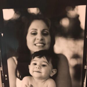 Kathy Najimy Instagram - 27 years ago today the best thing that ever happened to me and @thedanband .. happened. @samiatheband  I love you!