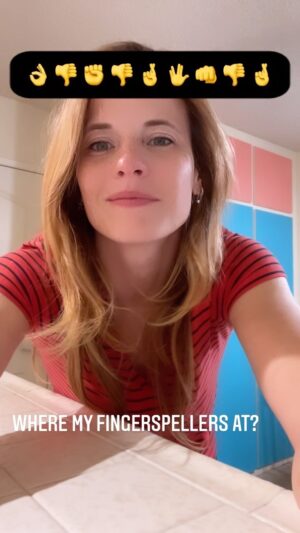 Katie Leclerc Instagram - Spok hand not in the ASL alphabet #handshapes #reel #fingerspelling #reel  #katieleclerc #switchedatbirth #daphnevasquez #dollhousehands #fartsound