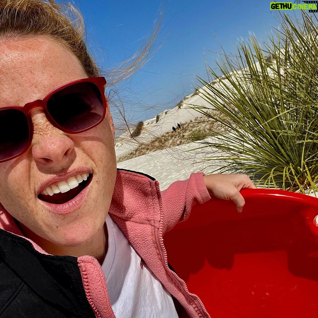 Katie Leclerc Instagram - This would have gone a lot faster (the sled) if I’d bought the $2 Sand Wax #sledthedunes #senditbro White Sands National Park
