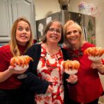 Katie Leclerc Instagram - 3 French Hens #MerryChristmas San Antonio, Texas