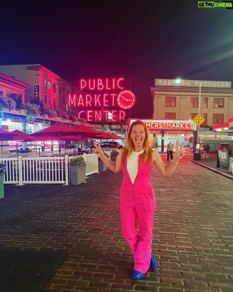 Katie Leclerc Instagram - At Pike Place we wear pink Pike Place Fish Market